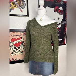 Alliance Olive Green Boucle Knit V Neck Sweater Cozy Fall